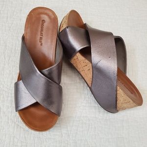 CHOCOLAT BLU Mars metallic cork wedges